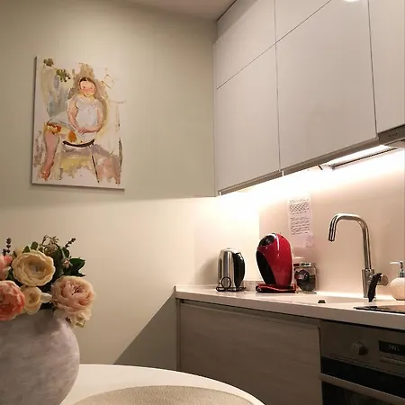 Apartament By The Linden Trees